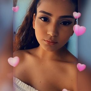 Meet your Posher, Elisa